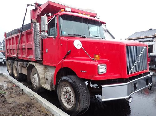 Camion Volvo 1999 SCN